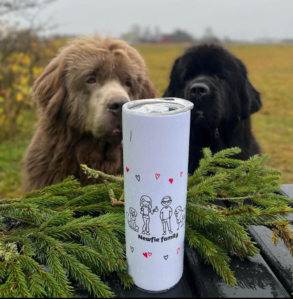Personalised travel thermos mug with dog and couple figures
