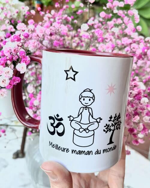 mug personnalisé comme idée de cadeau pour la fête des mères 2022