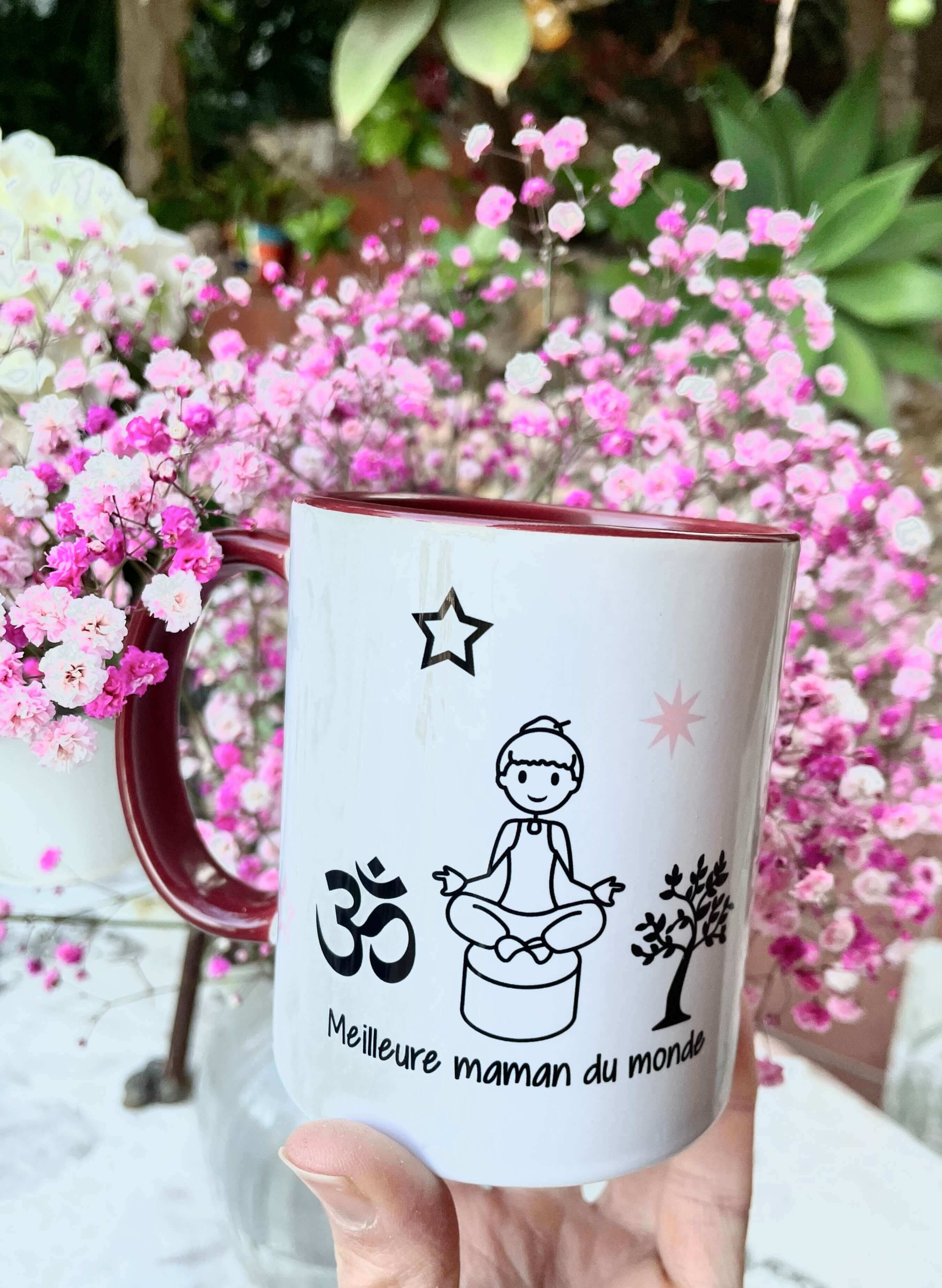 mug personnalisé comme idée de cadeau pour la fête des mères 2022